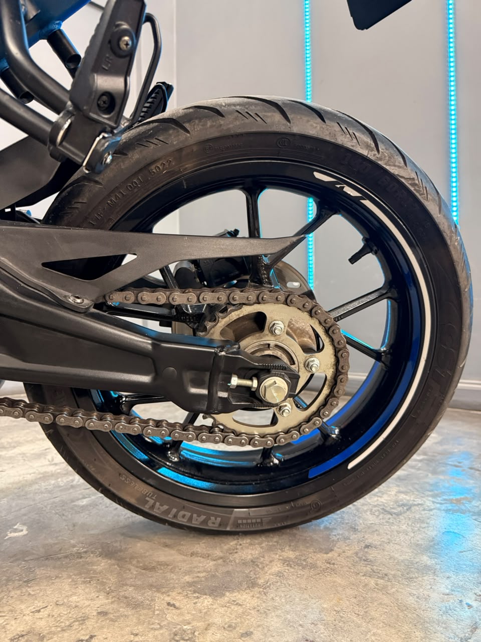 CFMOTO 300NK 2023