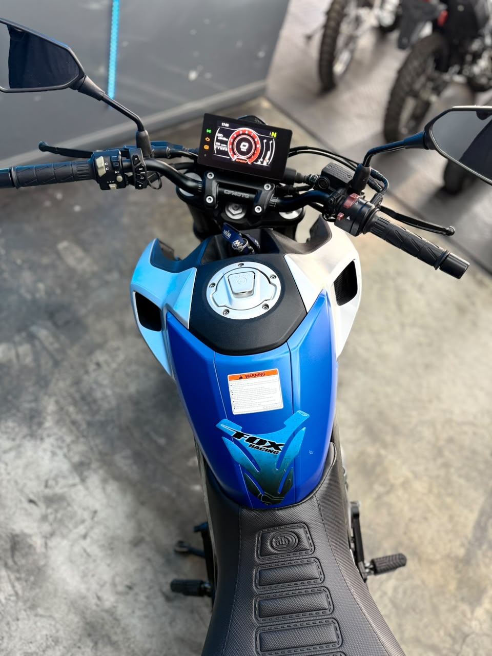CFMOTO 300NK 2023
