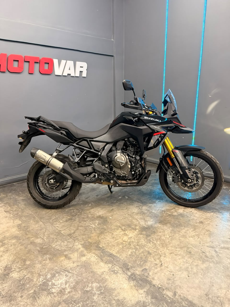 SUZUKI VSTROM 800 2025