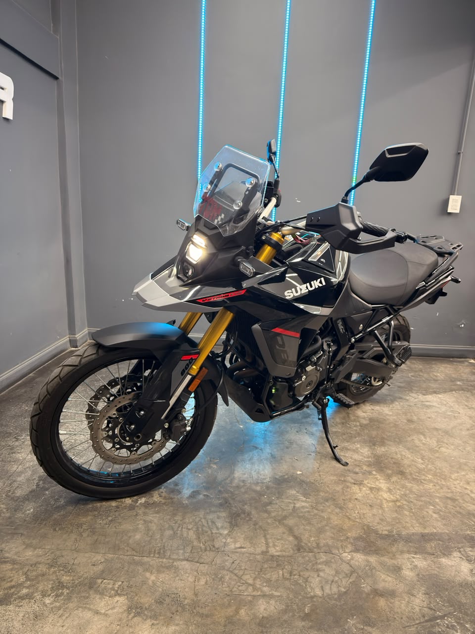 SUZUKI VSTROM 800 2025