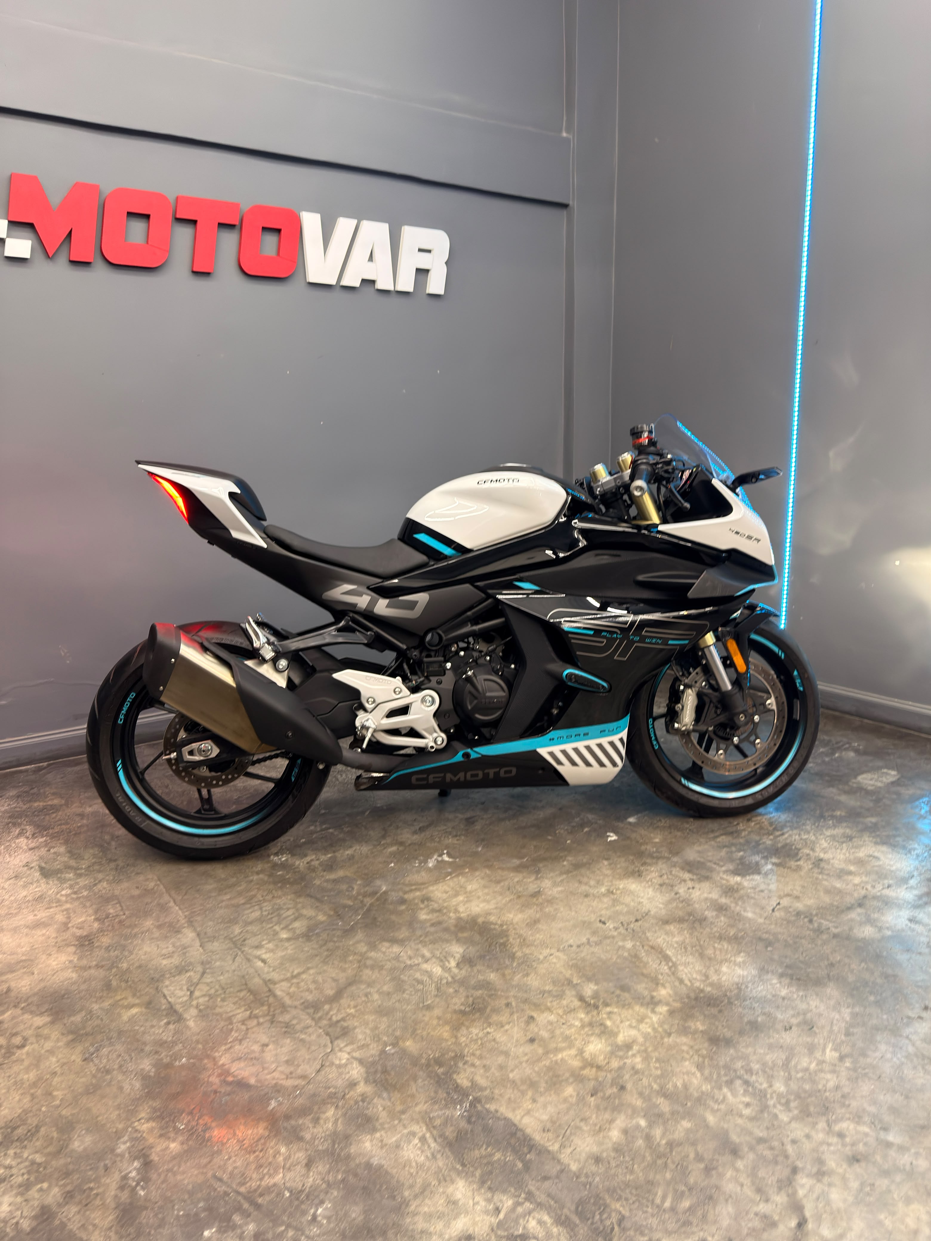 CFMOTO 450SR