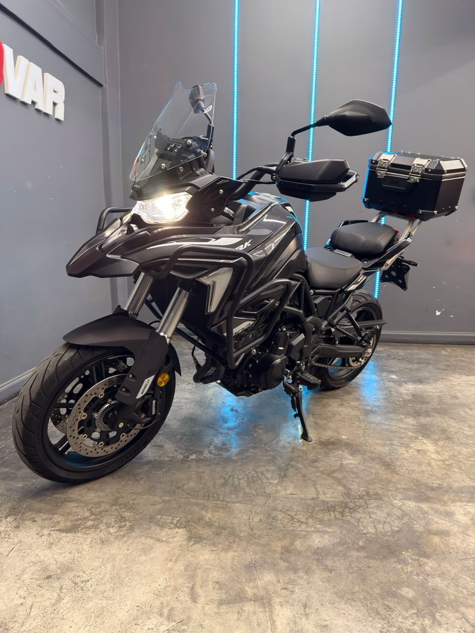 BENELLI TRK 702 2025