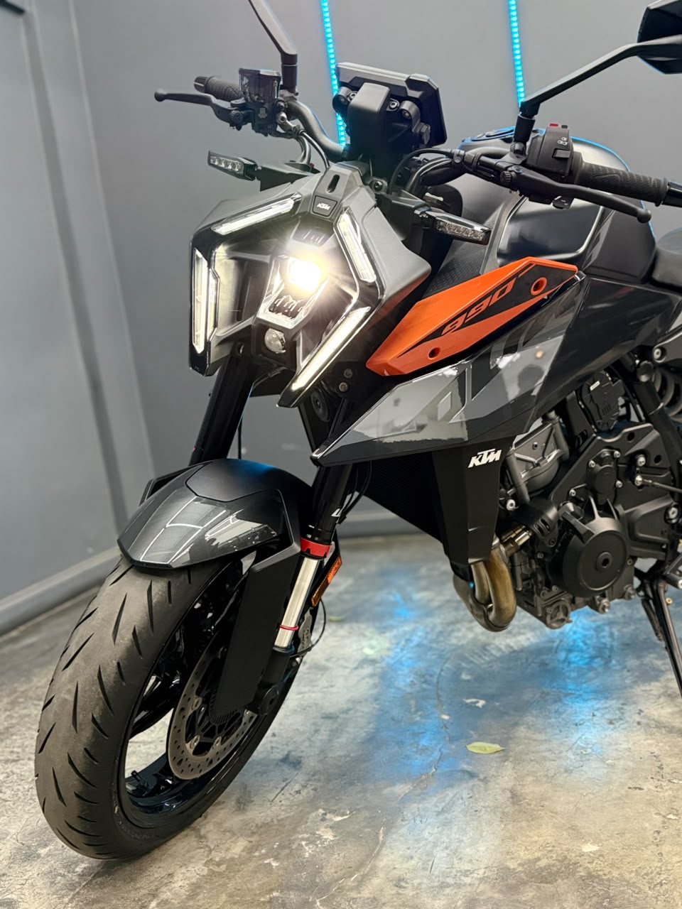 KTM DUKE 990 2025