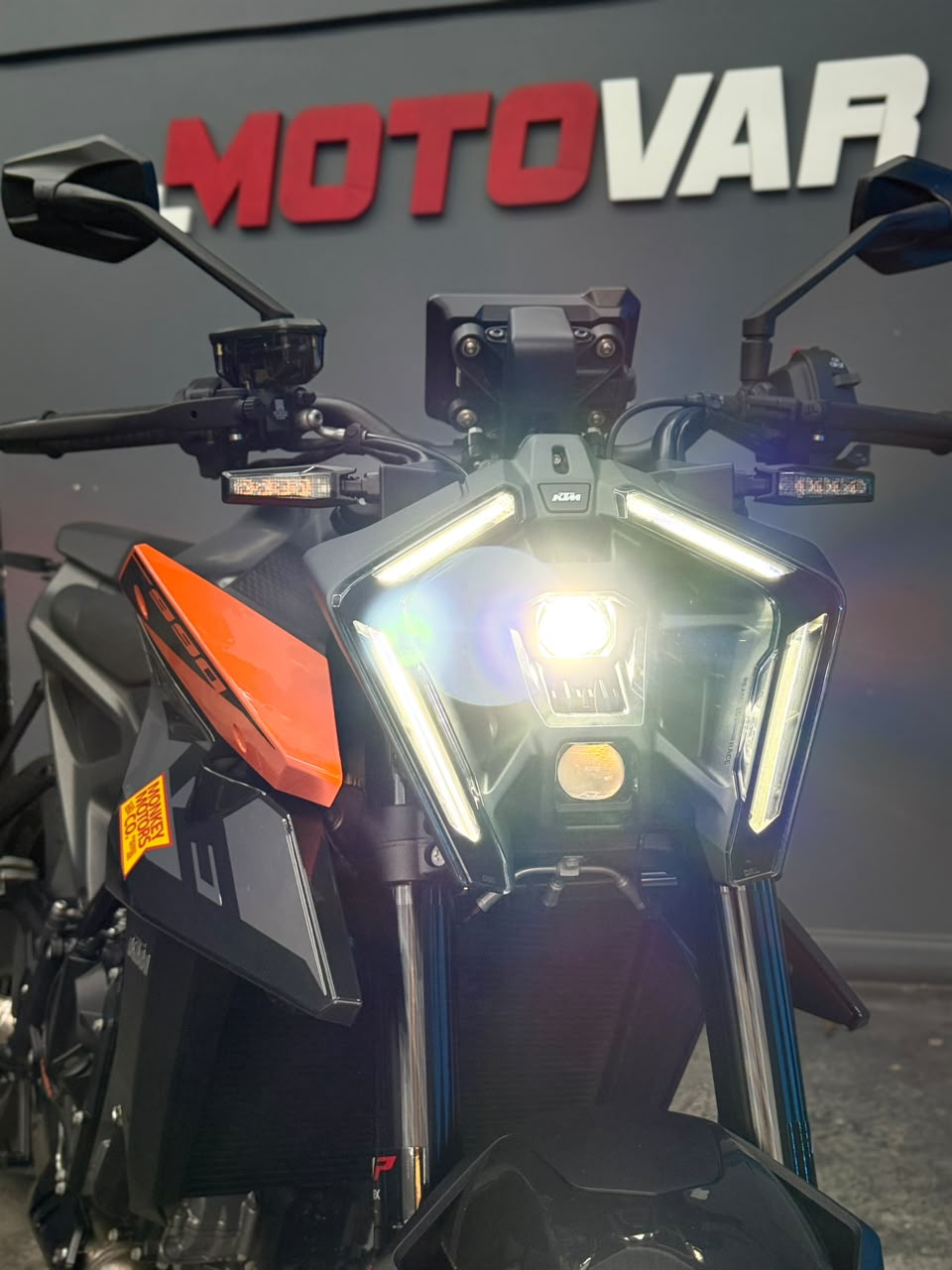 KTM DUKE 990 2025
