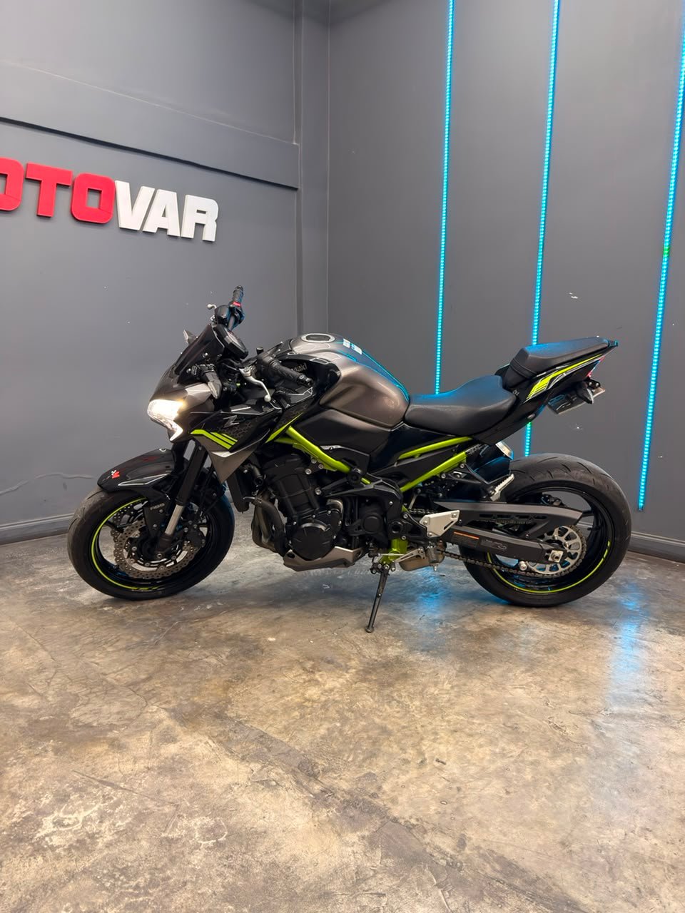KAWASAKI Z900 2021