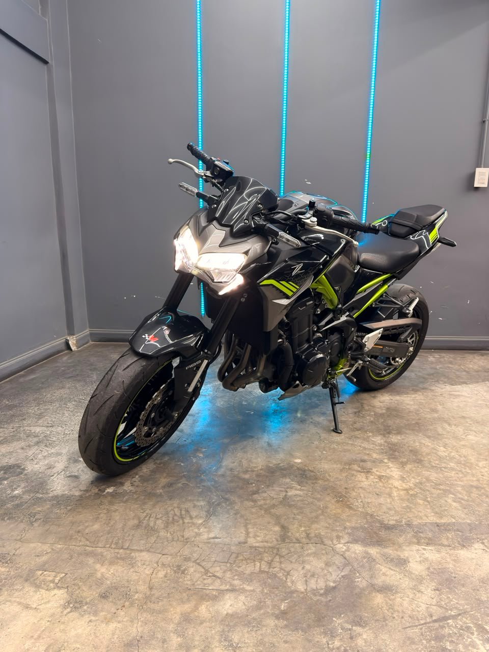 KAWASAKI Z900 2021
