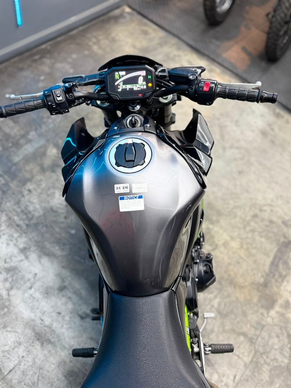 KAWASAKI Z900 2021