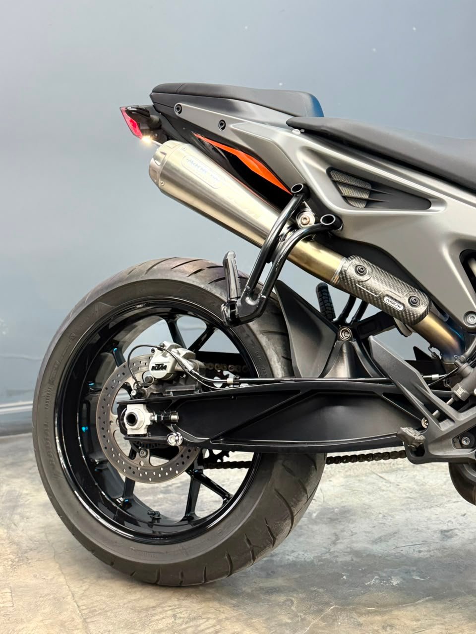 KTM DUKE 790 2024