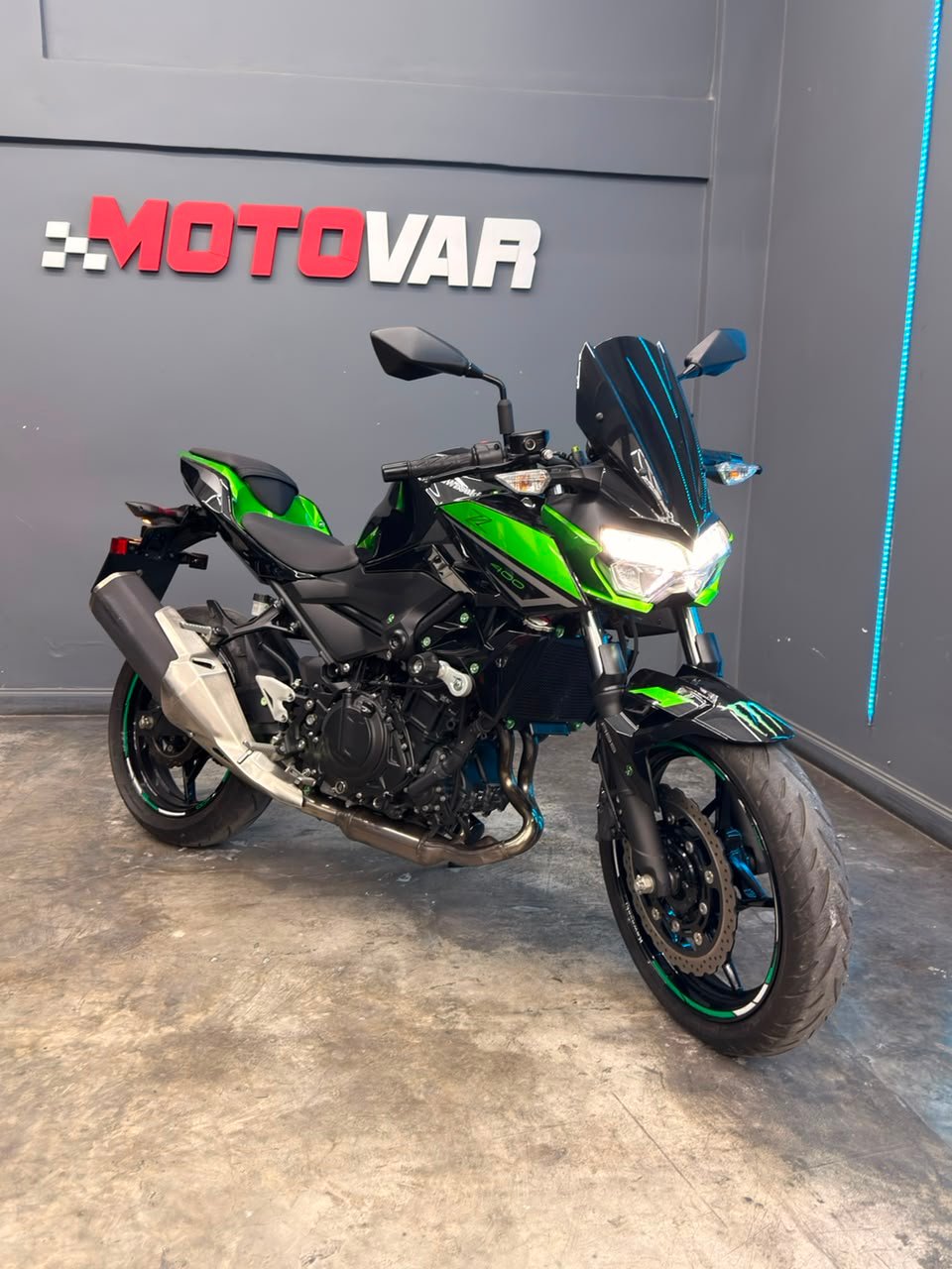 KAWASAKI Z400 2023