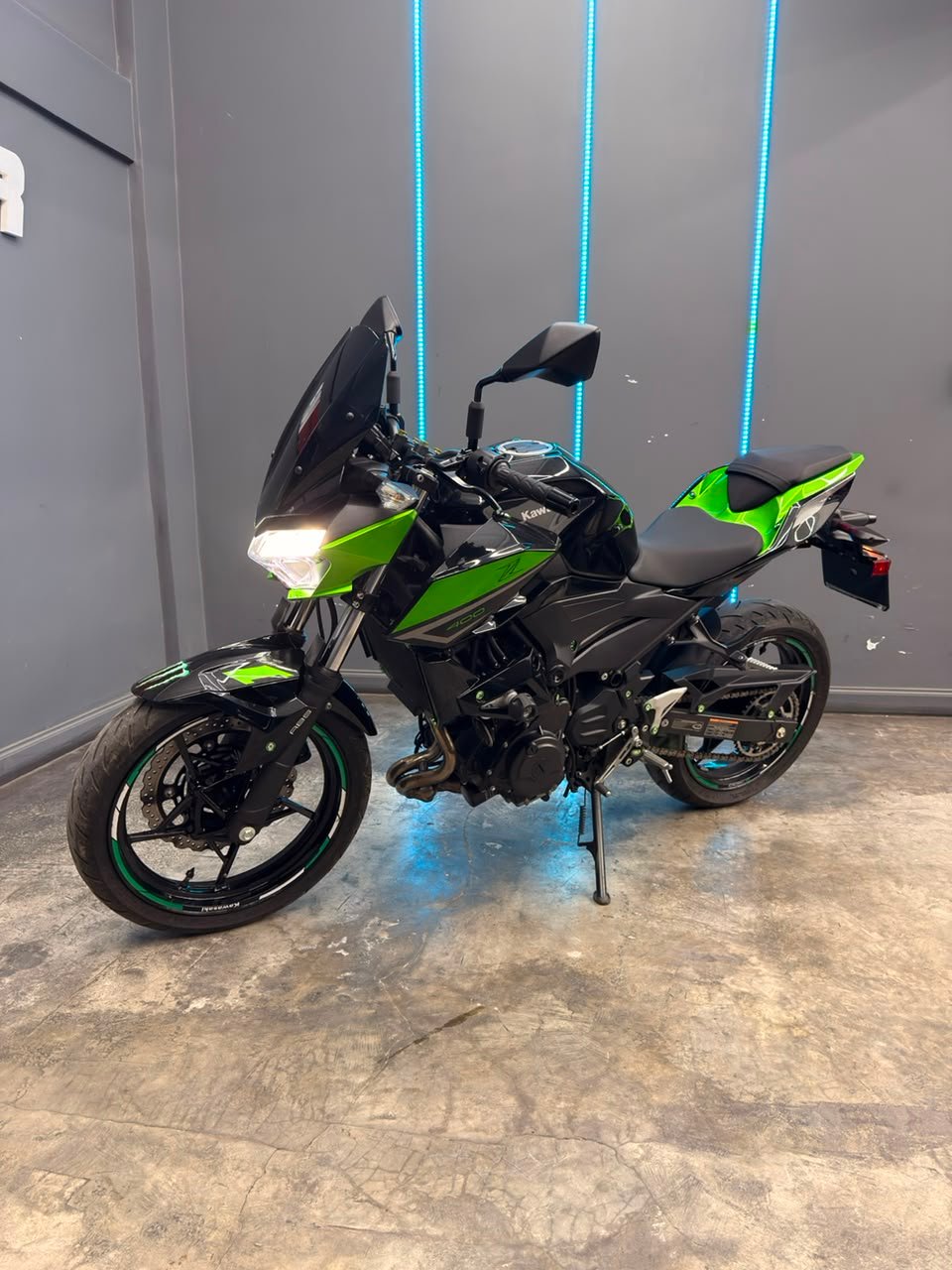 KAWASAKI Z400 2023