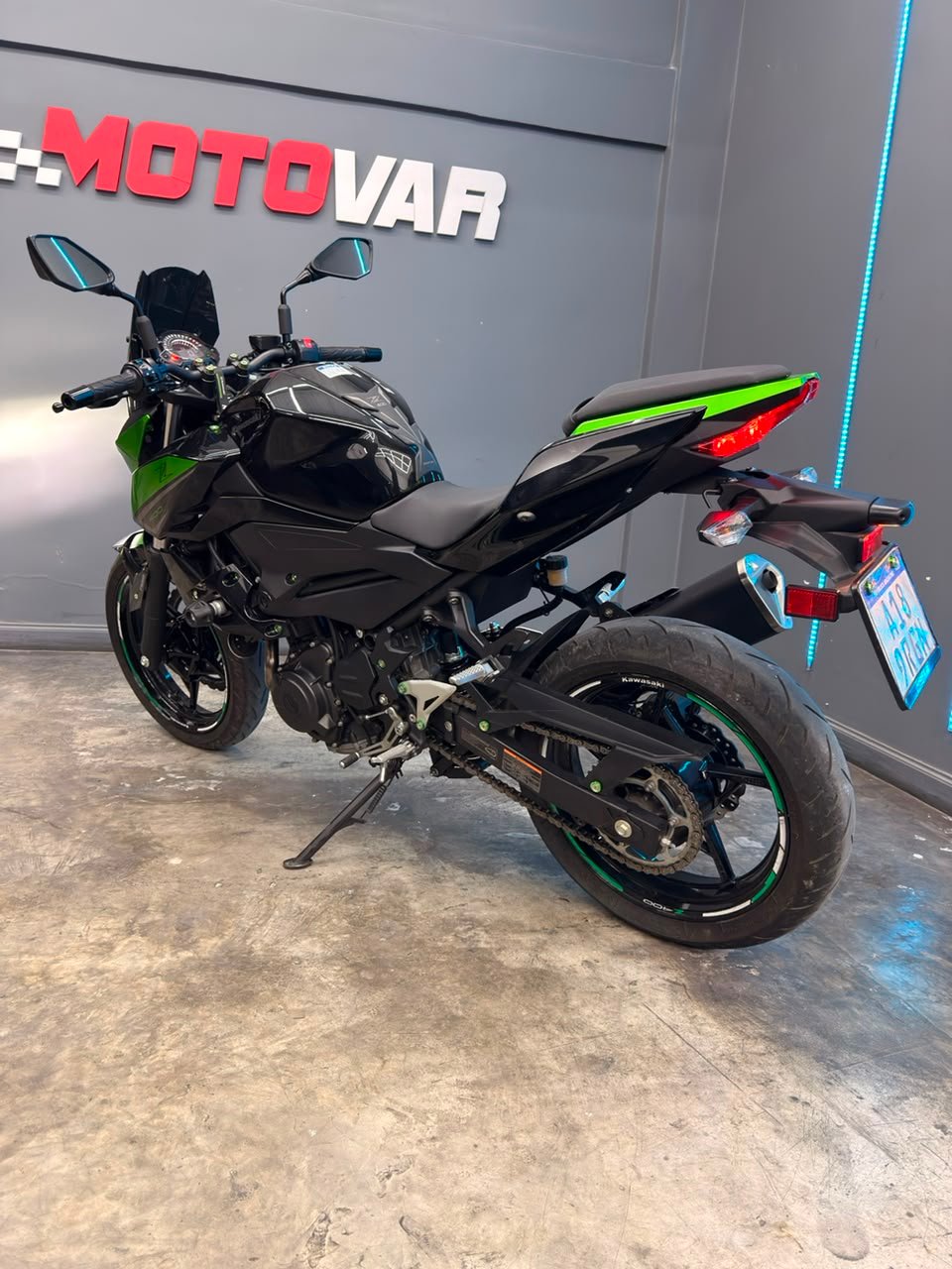 KAWASAKI Z400 2023