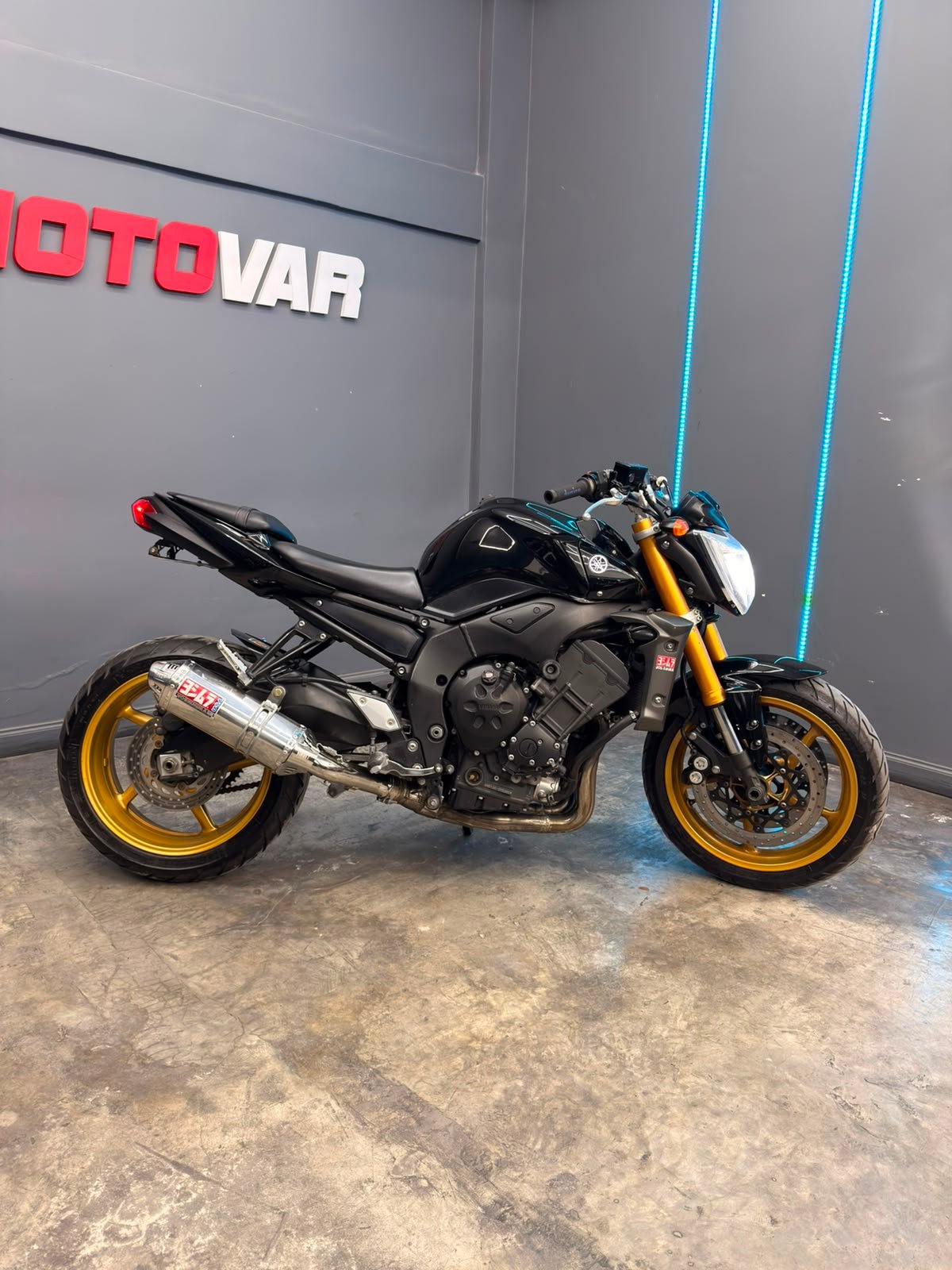 YAMAHA FZ1000